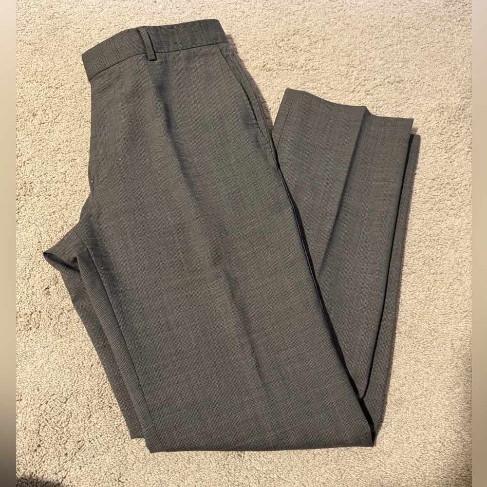 Men’s Hugo boss suit pants. Size 32/32